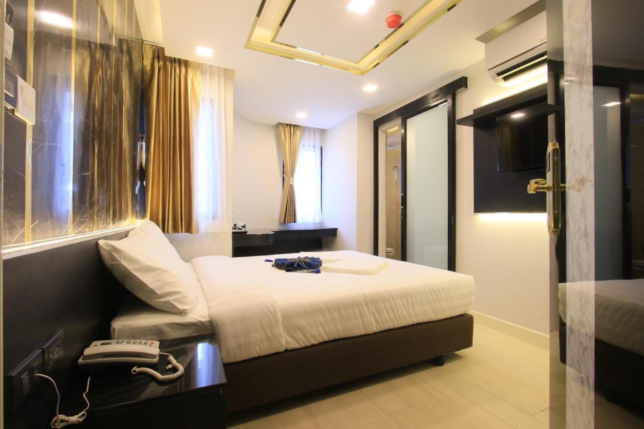 Pratunam Atrium Hotel Bangkok Exteriör bild