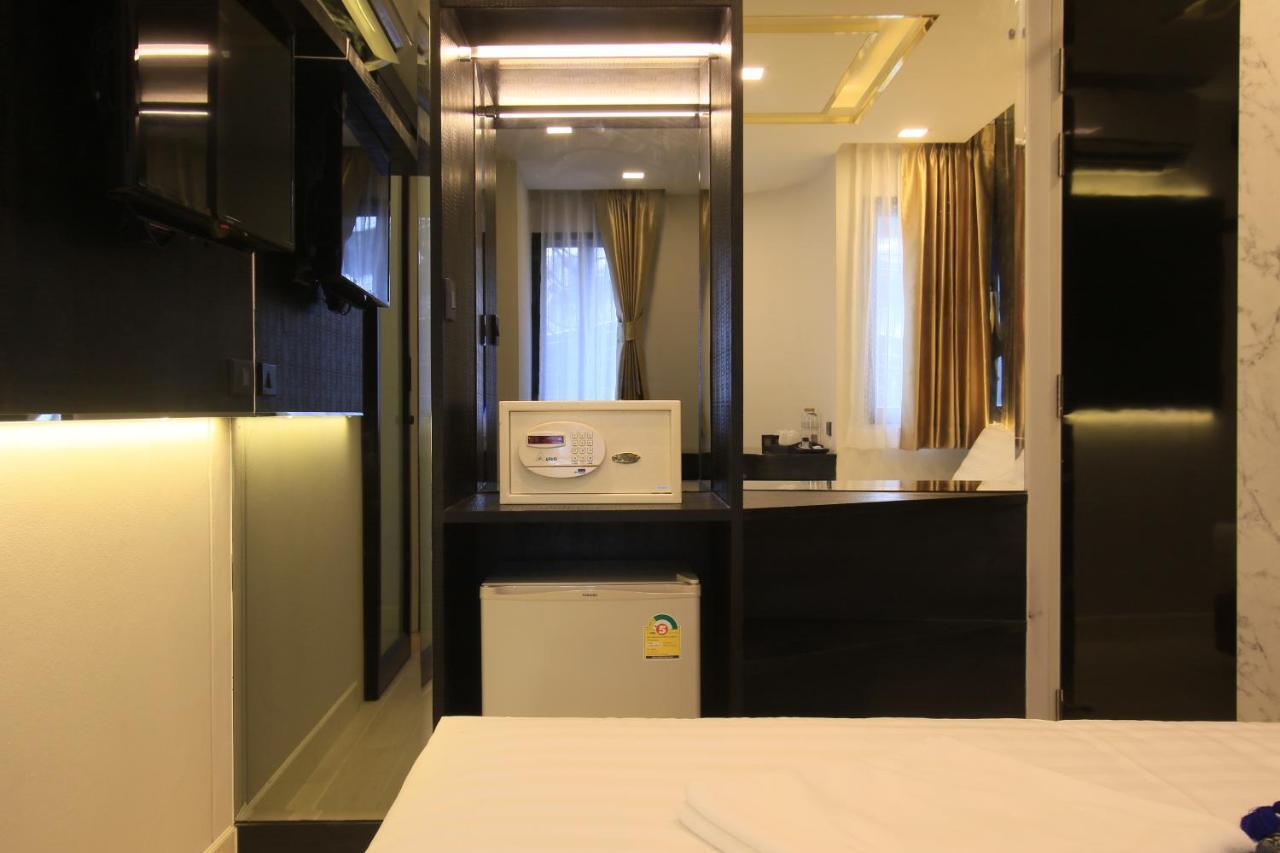 Pratunam Atrium Hotel Bangkok Exteriör bild