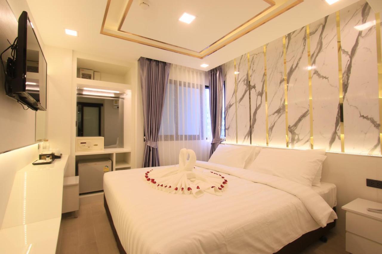 Pratunam Atrium Hotel Bangkok Exteriör bild